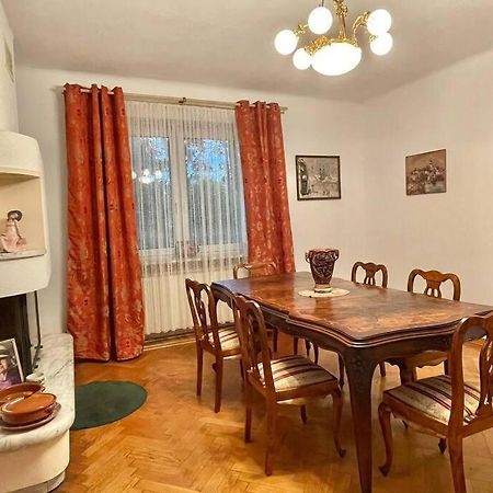 Beautiful Villa With Garden In Milanowek Экстерьер фото