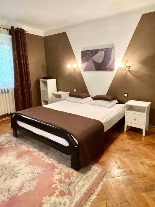 Beautiful Villa With Garden In Milanowek Экстерьер фото